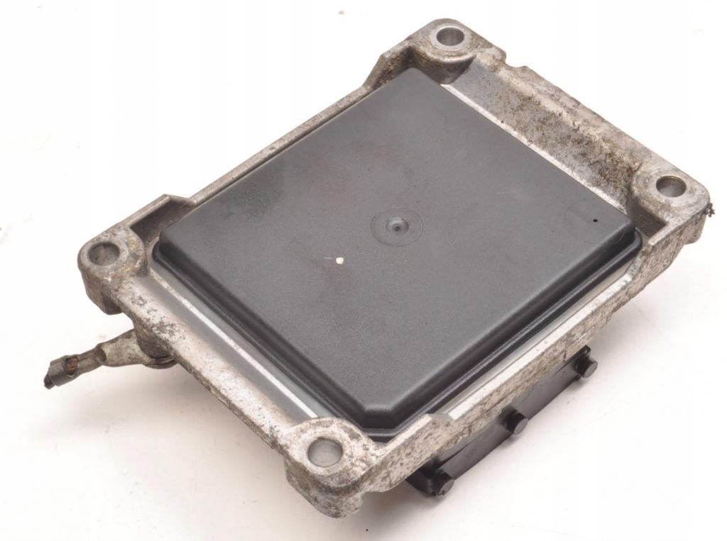 Opel Meriva A 2002-2010 hatchback 1.4 16v petrol MT 66 kW 2006  Riadiaca jednotka motora 0261208255 55353613