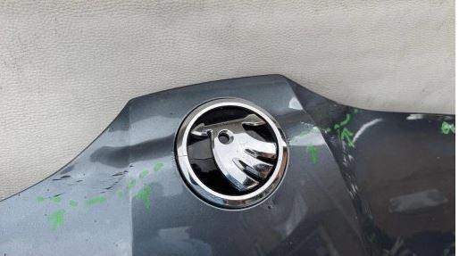 Skoda Octavia III 2013- combi 1.6 TDI diesel MT 77 kW 2015  Kapota predná