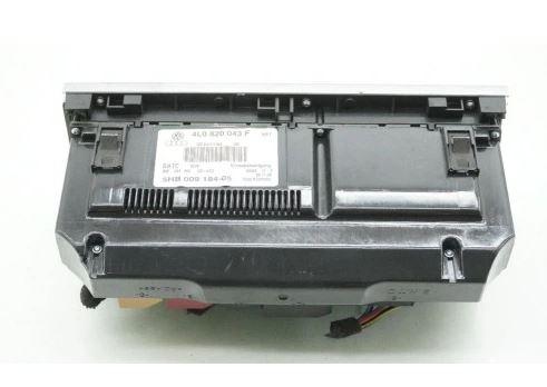 Audi Q7 2005-2015 hatchback 3.0 TDI diesel AT 155 kW 2006  Panel kúrenia/klimatizácie 4L0820043F