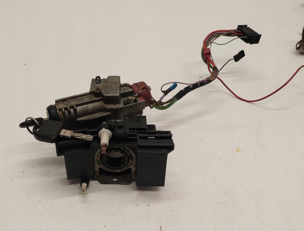 BMW 3 E36 1991-2000 Spínacia skrinka 1161551