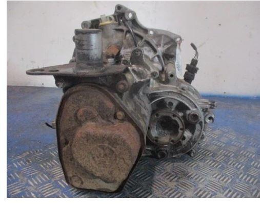 Volkswagen Polo III 6N 1994-2001 hatchback 1.0 petrol MT 33 kW 1997  Prevodovka CWN