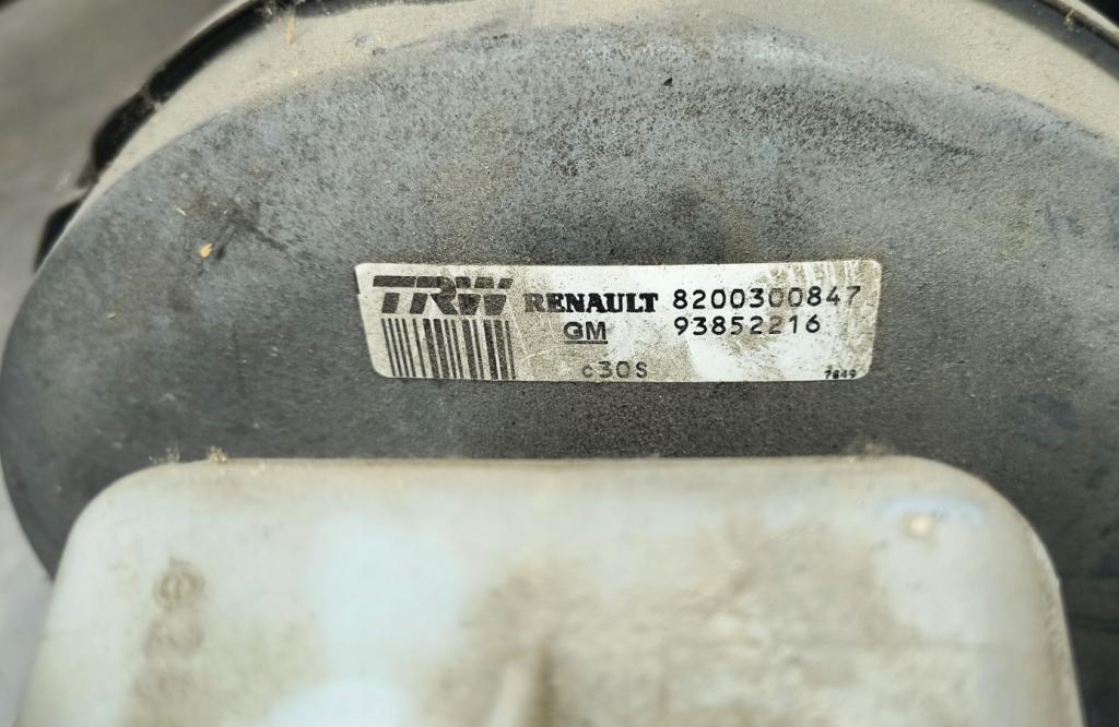 Renault Trafic II 2001-2014 hatchback 1.9 DCI diesel MT 74 kW 2003  Posilňovač bŕzd 8200300847