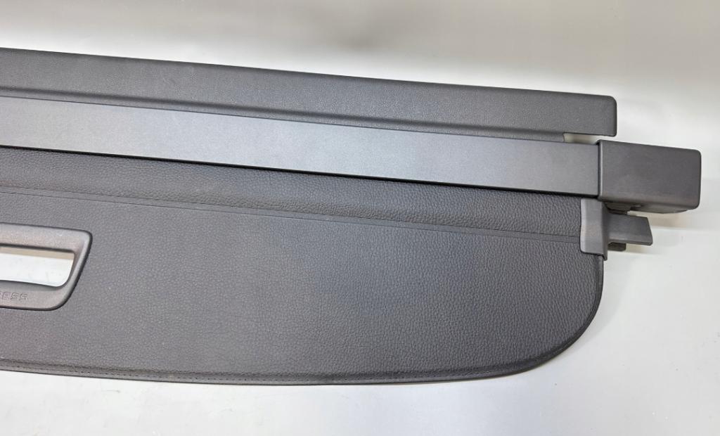 Volkswagen Passat B8 2014- combi 2.0 TDI diesel AT 110 kW 2015  Roleta kufra 5H9867871F