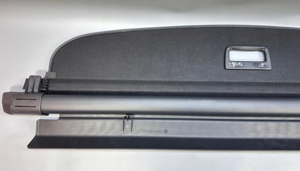 Volkswagen Passat B8 2014- combi 2.0 TDI diesel AT 110 kW 2015  Roleta kufra 5H9867871F