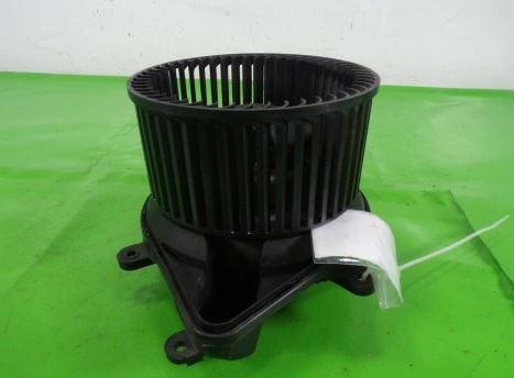Renault Laguna I 1994-2001 combi 1.9 DTI diesel 72 kW 1999  Ventilátor kúrenia 9041502422