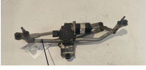 Skoda Karoq 2017- hatchback 2.0 TDI diesel AT 110 kW 2018  Mechanizmus stieračov predný 576955023B