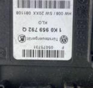 Volkswagen Golf VI 2008-2013 hatchback 2.0 TDI diesel MT 81 kW 2009  Motorček okien predný pravý 1K0959702AF 914094108 S034H008