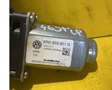 Seat Ibiza IV 6J 2008-2017 hatchback 1.6 TDI diesel MT 66 kW 2012  Motorček okien predný ľavý 6R0959801N