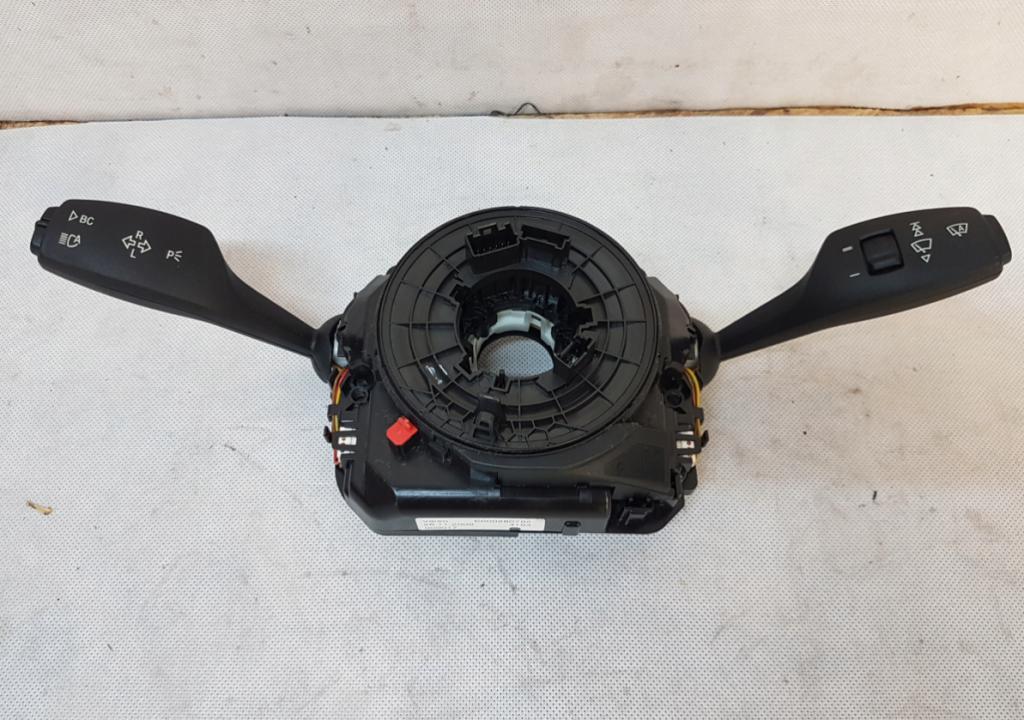 BMW 7 F01 2008-2015 sedan 4.4 XDRIVE V8 petrol AT 300 kW 2010  Prepínacie páčky pod volantom 9220836