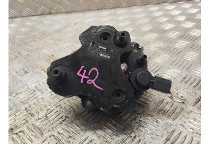 BMW 5 E60 2003-2010 combi 3.0 D diesel MT 160 kW 2004  Vstrekovacie čerpadlo 0445010073