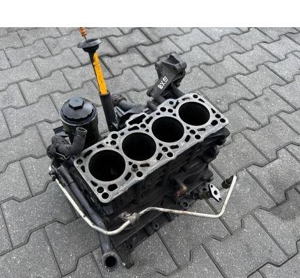Skoda Octavia II 2004-2013 combi 1.9 TDI diesel MT 77 kW 2005  Blok motora BKC