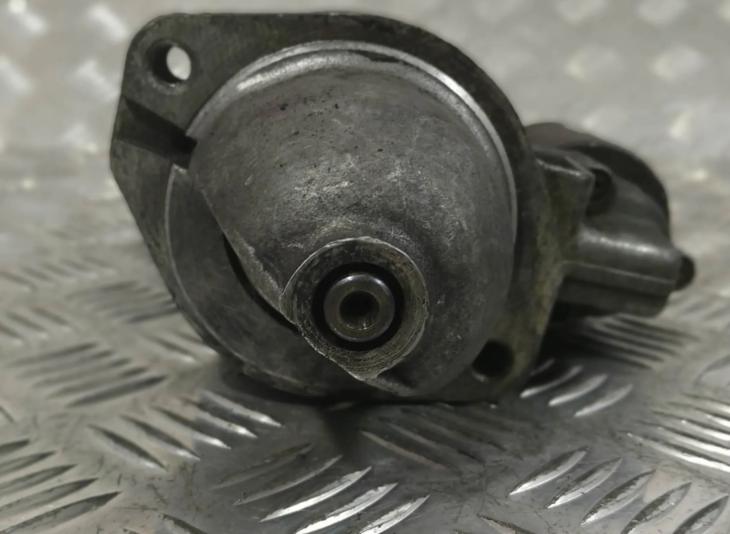 Mercedes E W210 1995-2002 sedan 2.5 TD diesel MT 83 kW 1996  Štartér 0001218021