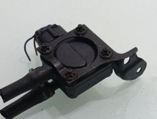 Toyota Rav4 III 2005-2012 hatchback 2.2 D-CAT diesel MT 130 kW 2007 Snímač 89480-42010