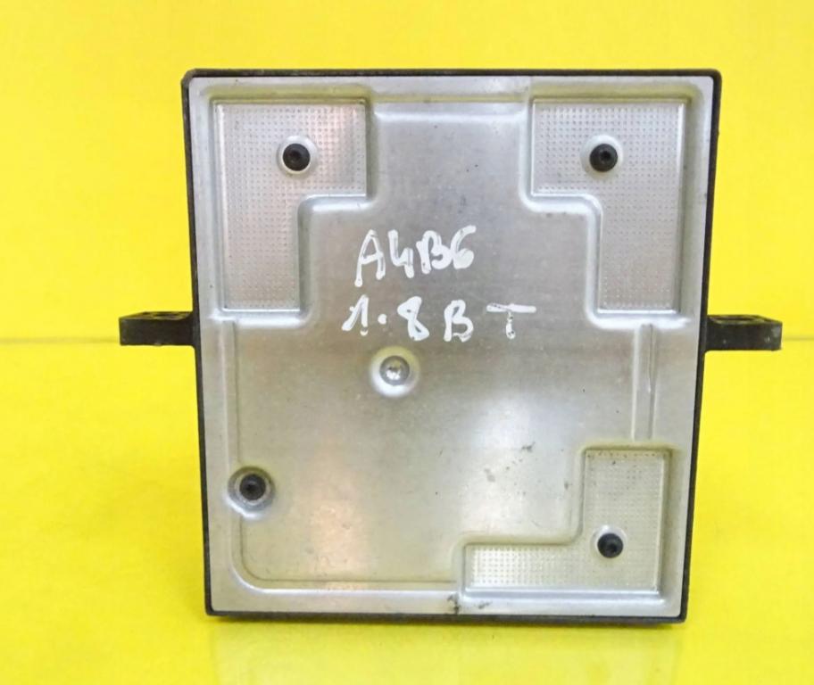 Audi A4 B6 2000-2004 sedan 1.6 petrol MT 76 kW 2002  Modul 8E0907279F