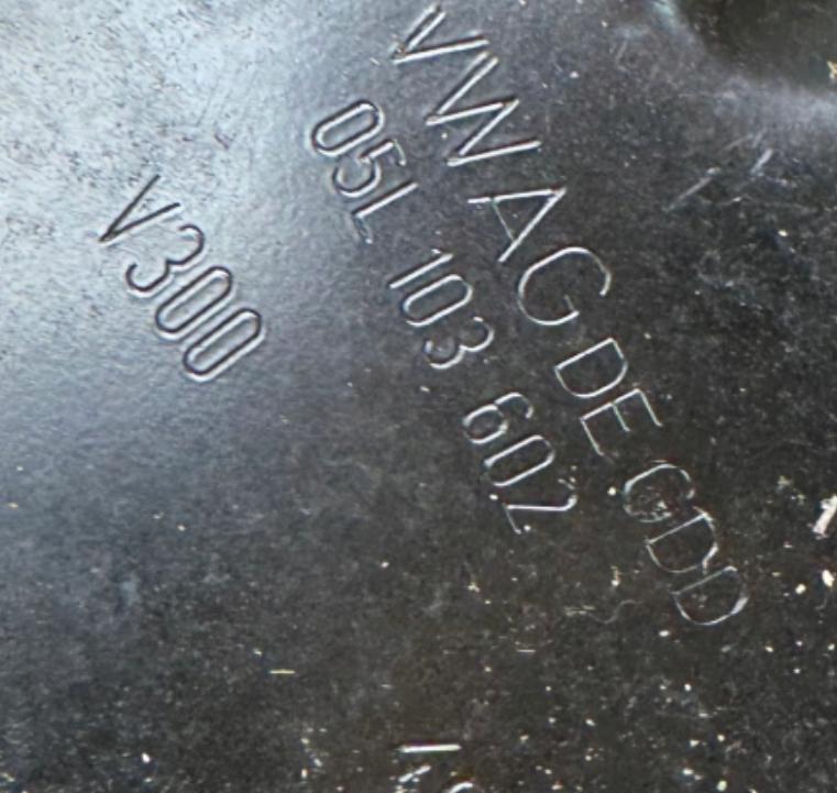 Volkswagen Passat B8 2014- combi 2.0 TDI diesel   Olejová vaňa 05L103602