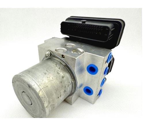Porsche Cayenne I 2002-2010 hatchback 3.2 V6 petrol AT 184 kW 2003  Pumpa ABS Y0614508PY 0265293596 0265956540