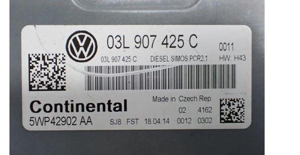 Volkswagen Golf VI 2008-2013 hatchback 1.6 TDI diesel MT 77 kW 2010  Riadiaca jednotka motora 03L907425C