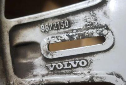 Volvo S60 I 2000  2010 sedan 2.5 T petrol   AT  Hliníkový disk 8672150