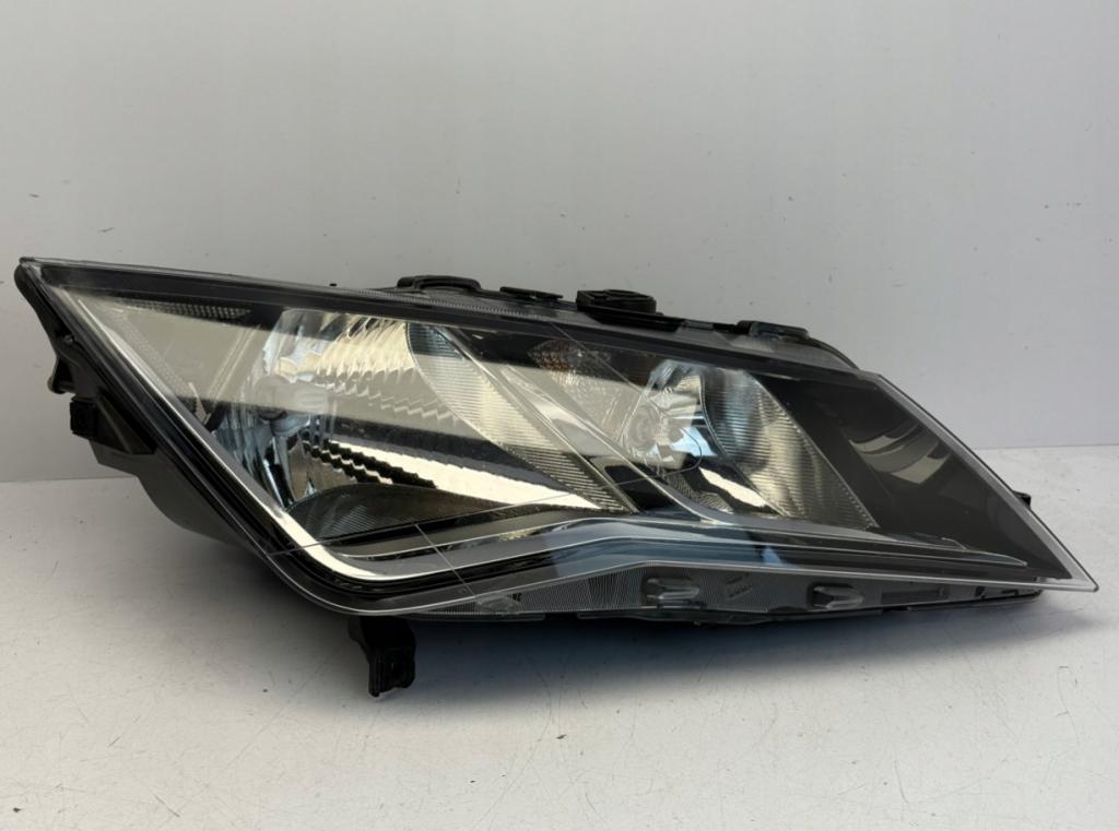 Seat Leon III 2012-2020 Svetlo predné pravé 5F1941016B