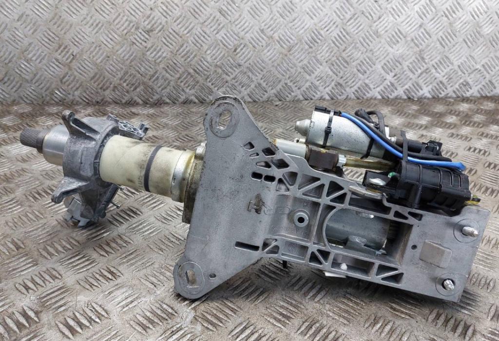 BMW 5 E60 2003-2010 sedan 3.0 D diesel MT 160 kW 2005  Tyč riadenia (volantu) 6770705