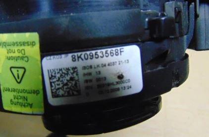 Audi A4 B8 2007-2015 combi 1.8 TFSI petrol MT 88 kW 2009  Prepínacie páčky pod volantom 8K0953568F