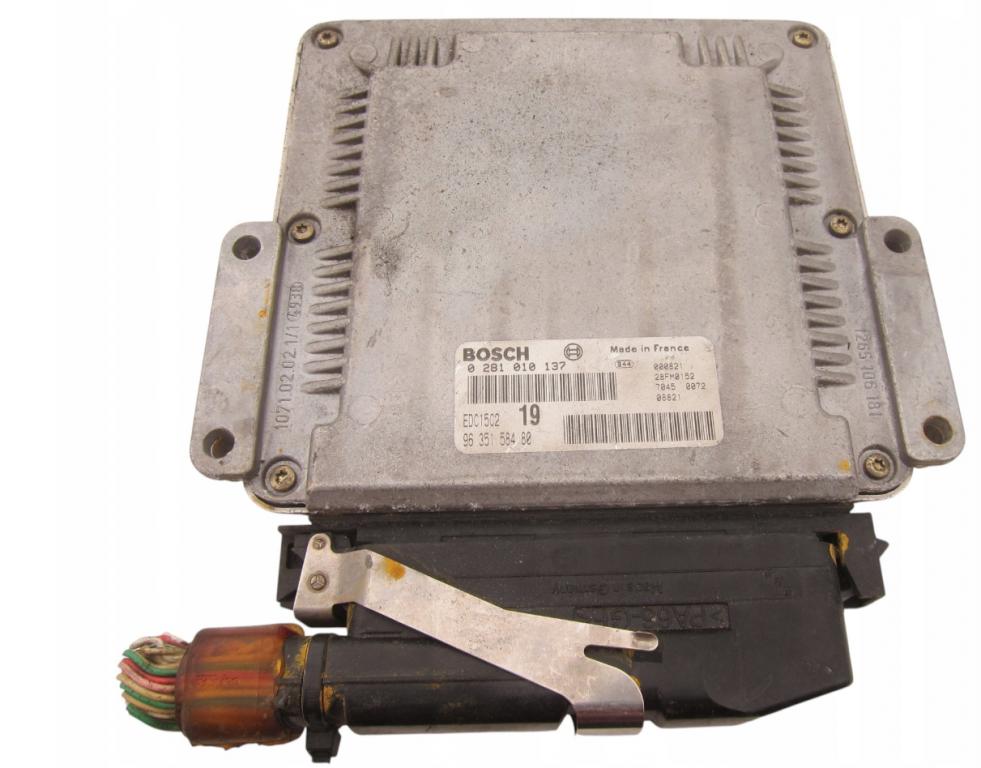 Citroen Xsara Picasso hatchback 2.0 HDI diesel MT 66 kW 2000  Riadiaca jednotka motora 9635158480