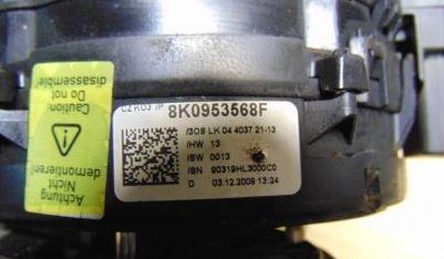 Audi A4 B8 2007-2015 combi 1.8 TFSI petrol MT 88 kW 2009  Prepínacie páčky pod volantom 8K0953568F