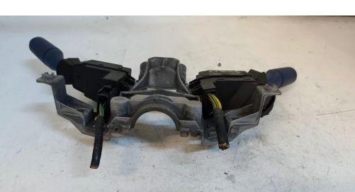 Smart Fortwo 1998-2007 hatchback 0.6 T diesel AT 40 kW 1999  Prepínacie páčky pod volantom 0015814