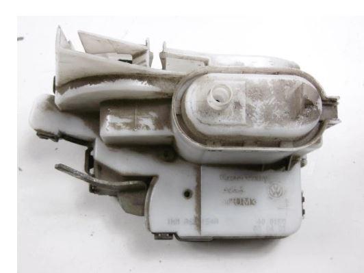 Volkswagen Polo III 6N 1994-2001 hatchback 1.4 TDI diesel MT 55 kW 1999  Zámok dverí zadný pravý 6N4839016C