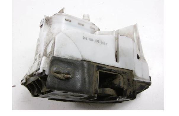 Volkswagen Polo III 6N 1994-2001 hatchback 1.4 TDI diesel MT 55 kW 1999  Zámok dverí zadný pravý 6N4839016C
