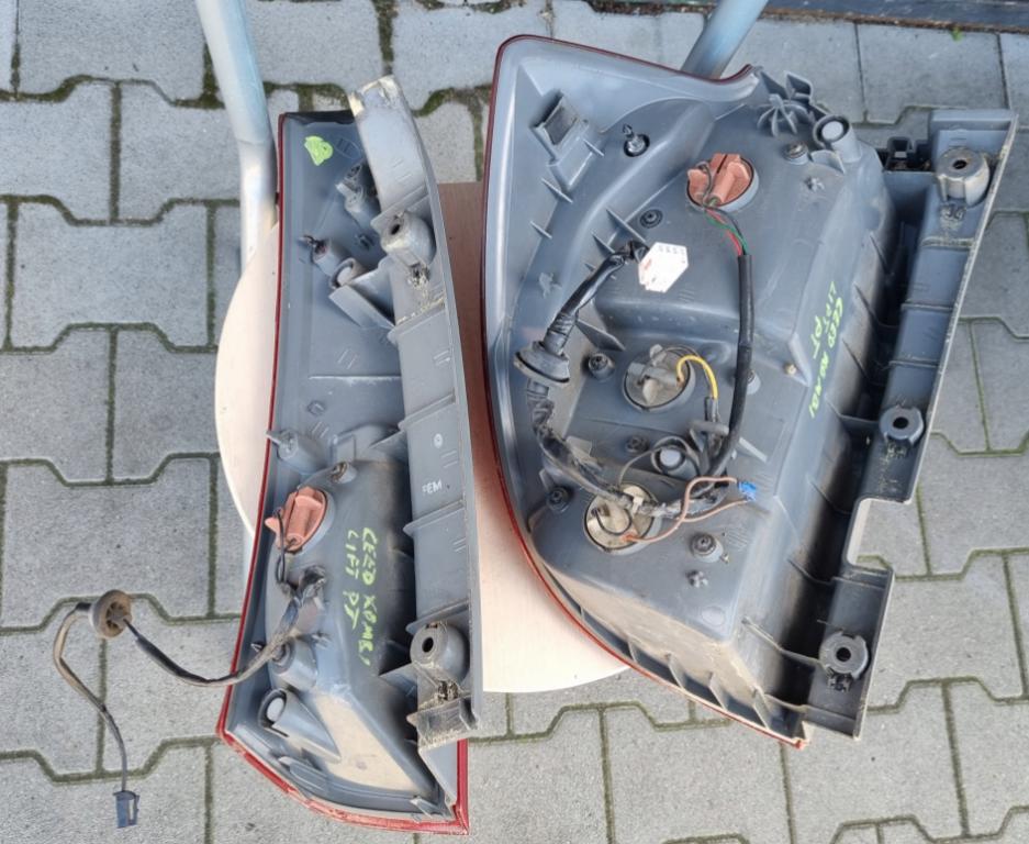 Kia Ceed I 2006-2012 combi Svetlo zadné pravé 92402-1H3