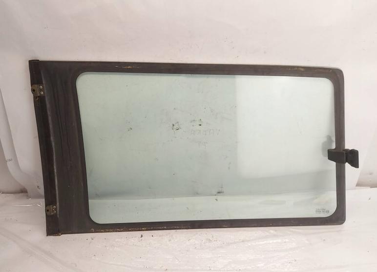 Suzuki Vitara I 1988-1998 hatchback 1.6 petrol MT 60 kW 1990  Sklo karosérie