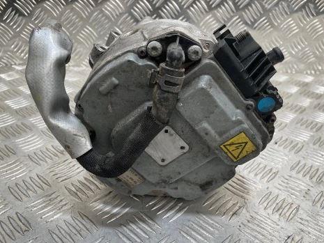Audi A8 D4 2009-2017 sedan 4.2 TDI V8 diesel AT 258 kW 2010  Alternator+ starter 4N0903028M