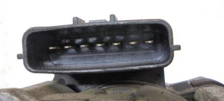 Mazda 323f hatchback 1.5 16v petrol MT 65 kW 2000  Rozdeľovač T2T60371
