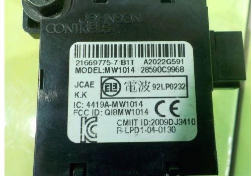 Nissan Qashqai I J10 2006-2013 hatchback 1.5 DCI diesel MT 78 kW 2007  Spínacia skrinka A2022G591  N0502825