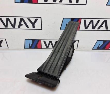 BMW X6 E71 2007-2015 suv Potenciometer plynového pedálu 6789998