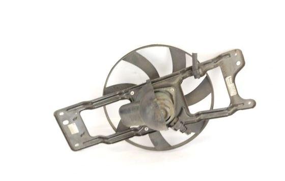 Renault Megane I 1995-2003 sedan 1.6 16v petrol MT 79 kW 1999  Ventilátor chladiča klimatizácie