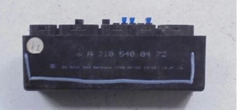 Mercedes E W210 1995-2002 sedan 2.0 petrol MT 100 kW 1996  Modul A2105400472