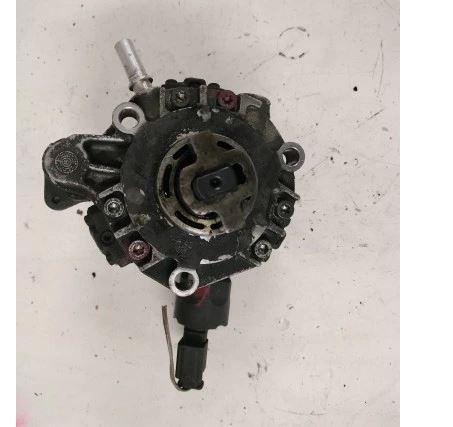 Peugeot 407 sedan 2.0 HDI diesel MT 100 kW 2007  Vstrekovacie čerpadlo 9688153080