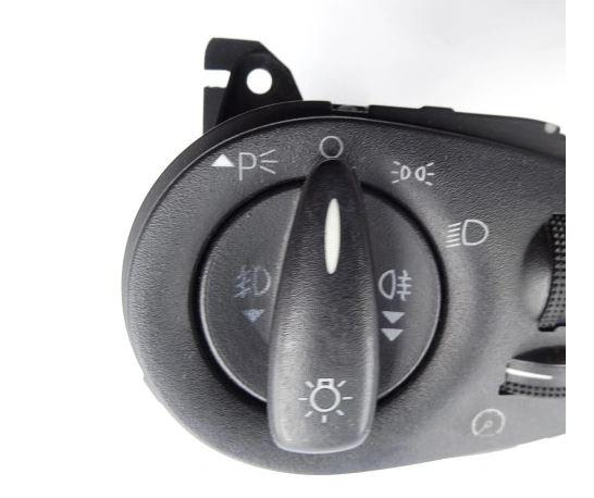 Ford Focus Mk1 1998-2004 hatchback 1.4 16v petrol MT 55 kW 2002  Prepínač svetiel 98AG13A024AH