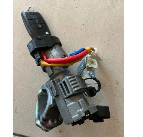 Kia Rio III 2011-2017 hatchback 1.1 CRDI diesel MT 55 kW 2011  Spínacia skrinka