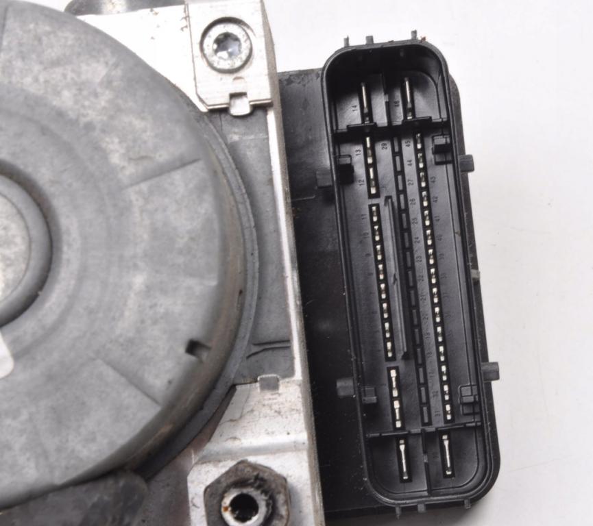 Ford Focus Mk3 2010-2018 hatchback 1.0 T petrol MT 74 kW 2015  Pumpa ABS F1FC-2C405-AF