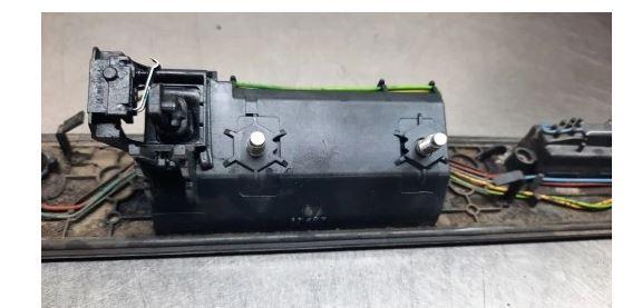 Volvo V70 III 2007-2016 combi 2.0 D diesel MT 100 kW 2008  Kľučka zadnej kapoty vonkajšia 30699743