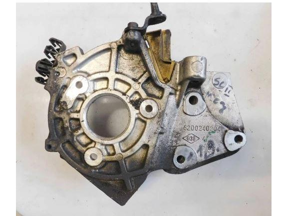 Renault Scenic II 2003-2009 hatchback 1.9 DCI diesel MT 96 kW 2007  Držiak vstrekovacej pumpy  8200240204