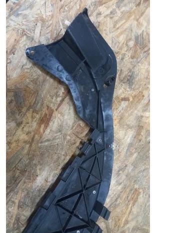 Volvo S40 I 1995-2004 sedan 1.6 16v petrol MT 80 kW 2000  Kryt motora spodný 30763681