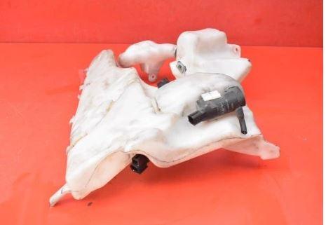 Volvo V50 combi 2.0 D diesel MT 100 kW 2006  Nádržka ostrekovačov 4N51-13K163-AC 3M51-17618-AG