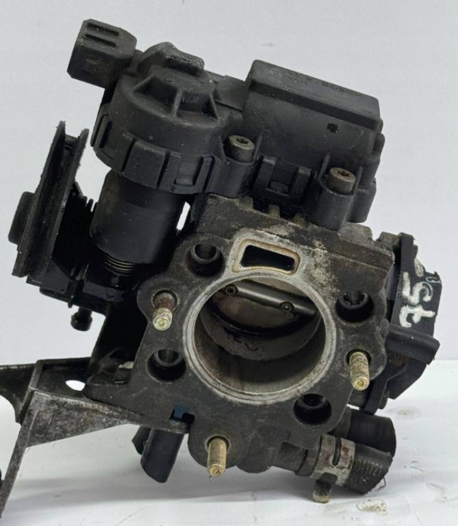 Opel Corsa B 1993-1999 hatchback 1.0 12v petrol MT 40 kW 1997  Škrtiaca klapka 0132008602 0280122014