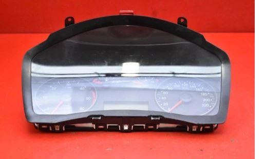 Fiat Stilo hatchback 1.9 JTD diesel MT 88 kW 2005  Prístrojová doska 1FCF-10849-BG