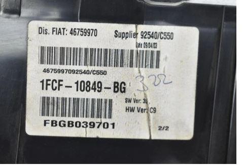 Fiat Stilo hatchback 1.9 JTD diesel MT 88 kW 2005  Prístrojová doska 1FCF-10849-BG