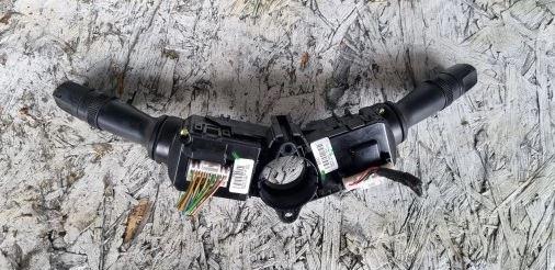 Kia Sportage III 2010-2015 hatchback 1.7 CRDI diesel MT 85 kW 2012  Prepínacie páčky pod volantom 93410-1M531